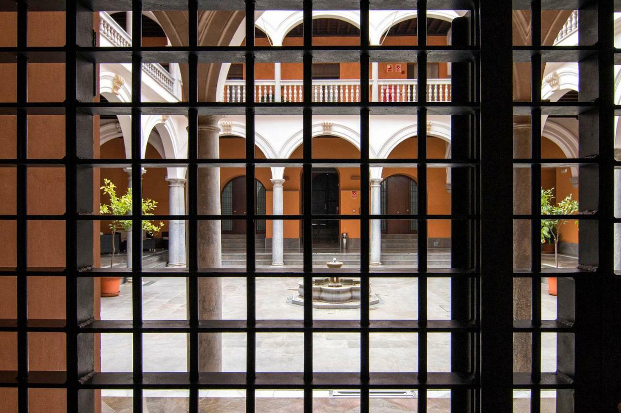 Apartamentos Palacio De Los Jeronimos Granada Exterior foto